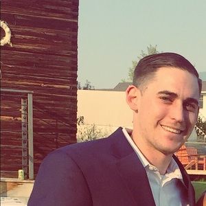 Meet your Posher, Aaron